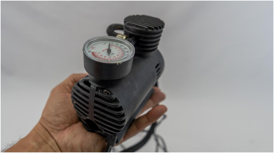 rotary vane vacuum pump