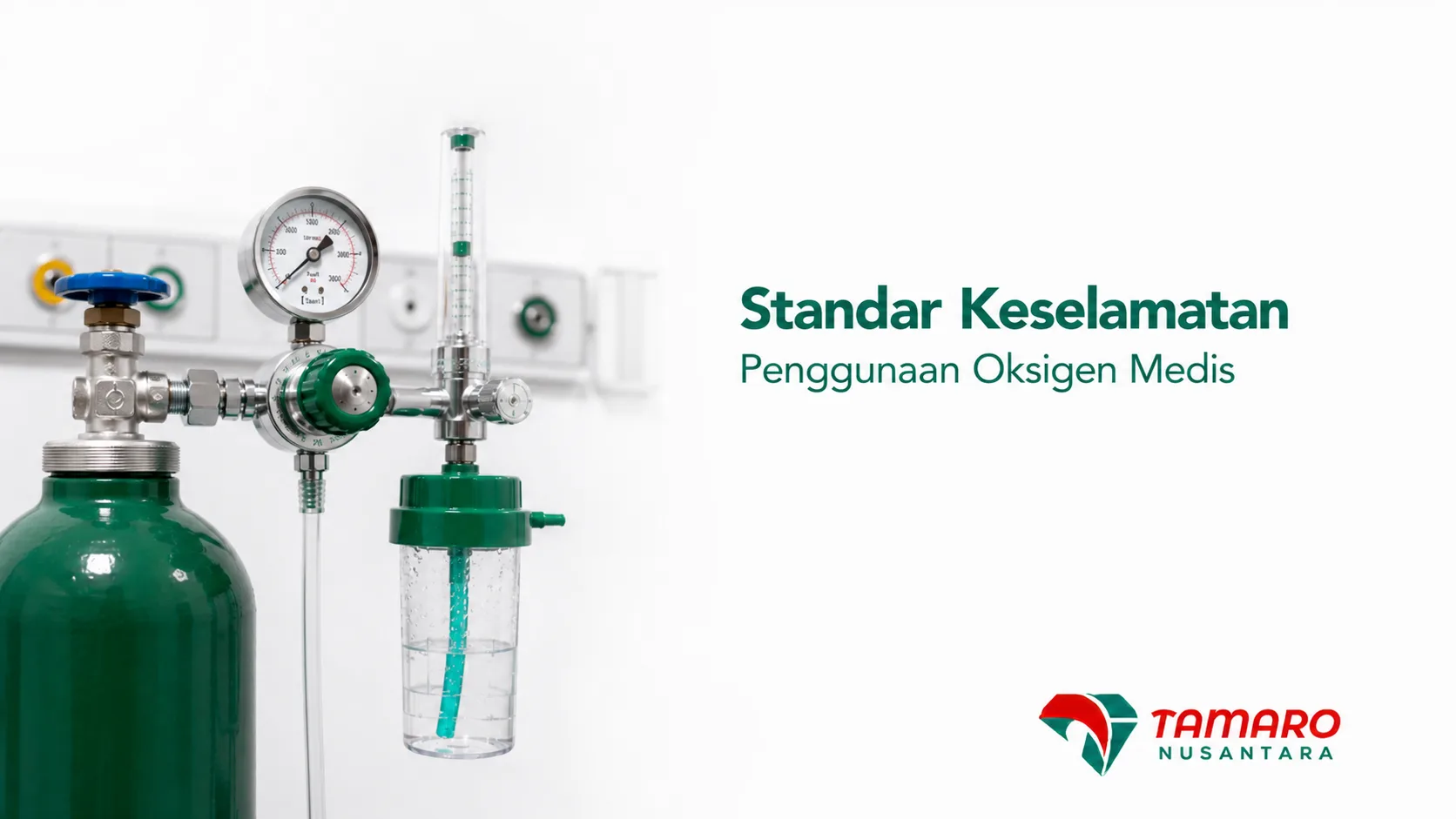 Regulator dan tabung oksigen medis yang digunakan sesuai standar keselamatan di fasilitas kesehatan.